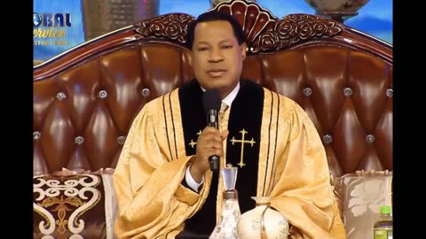 Pastor Chris Prays for Senior Loveworld Pastors