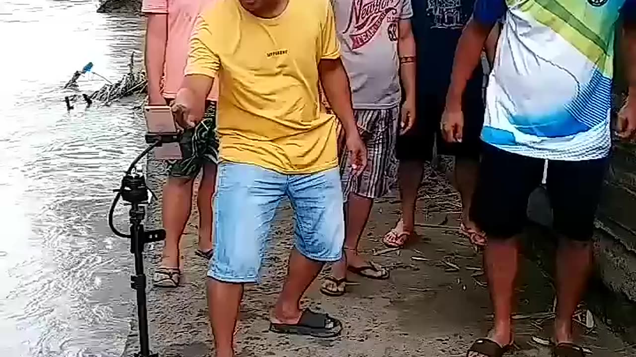 Epic Funny Video 😂😂😂 #shorts #viralshorts #comedy #funnymoments #fails #humor (8)