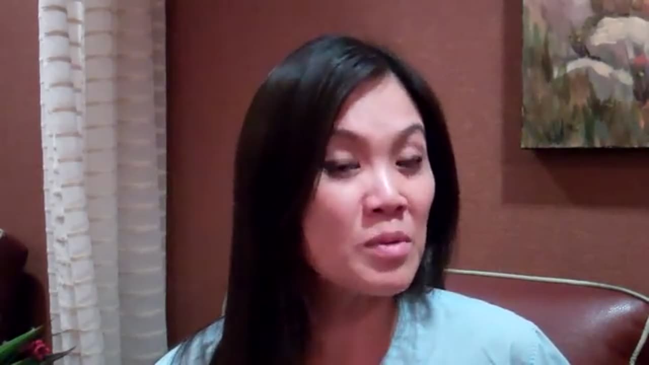 Dr Sandra Lee discusses minineck liposuction with Tickle Lipo