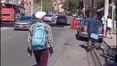 A farsa do Lula em BH. Patético.