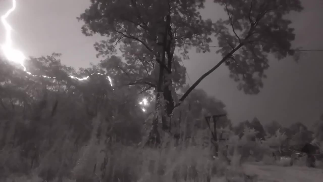Infrared lightning