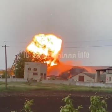 Geran-2 drone struck a Ukrainian military hangar.