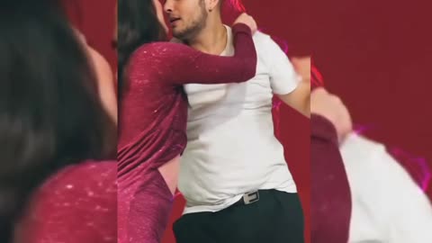 Quantos crimes você cometeu Joaquim Pedro beijando Selena Quintanilla? VARIOS