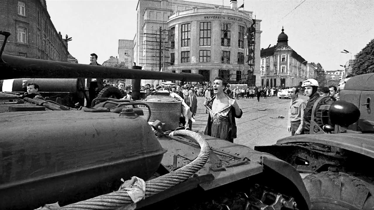 Man vs. Tanks: Defiance - Jeffrey Wasserstrom on Lex Fridman #invasion #tankman #tanks #bravery