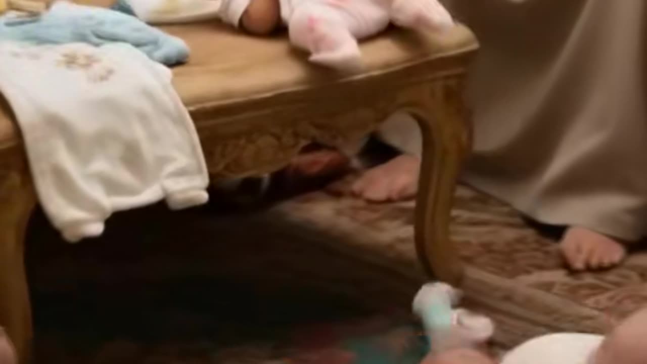 How do ur children cry