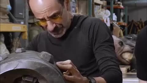 #AdamSavage shocked by this #hellboy #practicaleffect