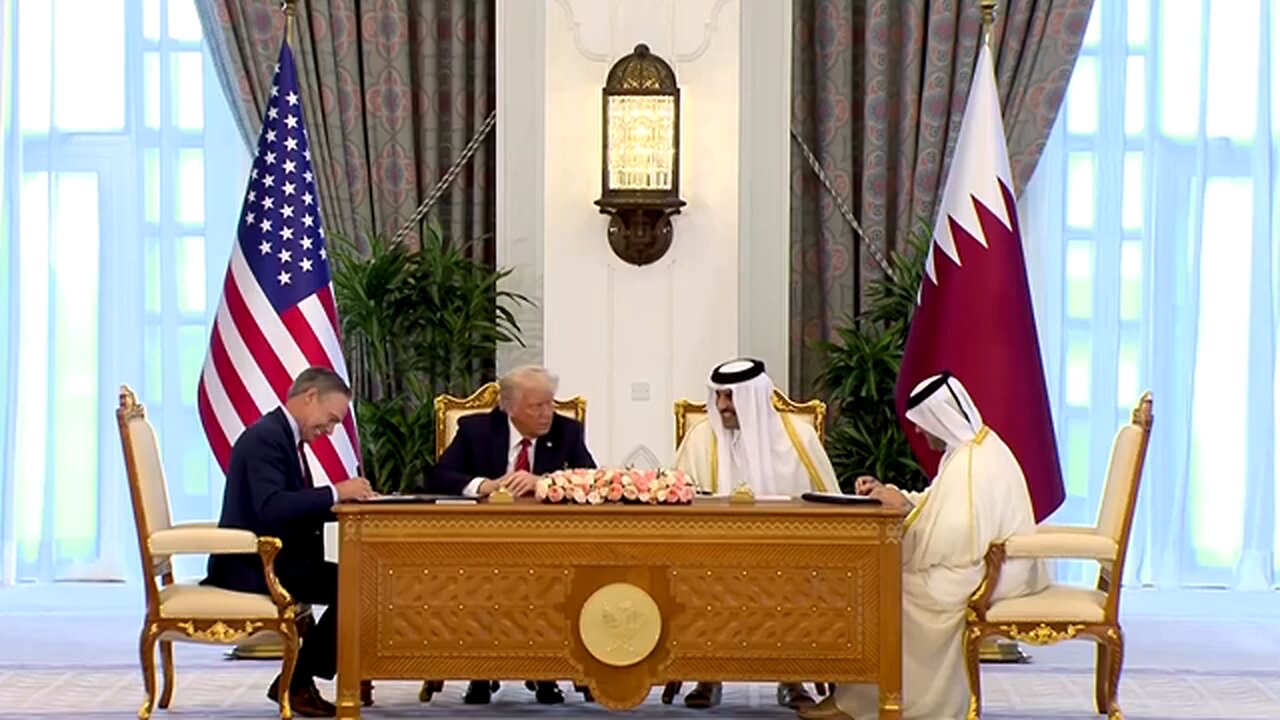 Boeing lands record order from Qatar during Trump visit