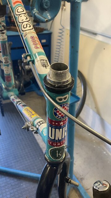 Threaded fork with spacers?!