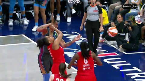 🫢 Damiris Dantas ELBOWED in HEAD by Brittney Griner | Indiana Fever WNBA women's basketball