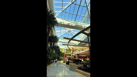 The Oasis Garden Cafe Area at the Solaire Resort Manila, just a nice Place to look around