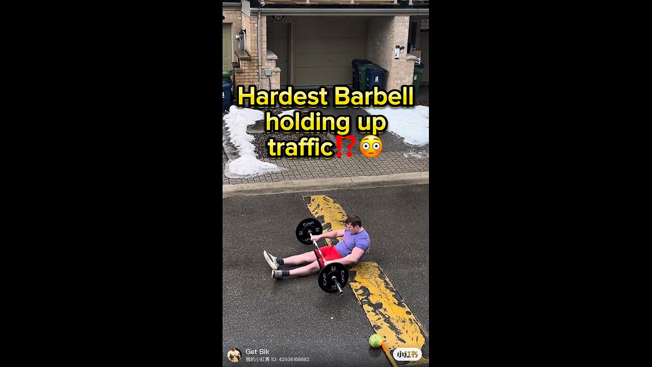 😳HARDEST BARBELL CHALLENGE HOLDING UP TRAFFIC⁉️