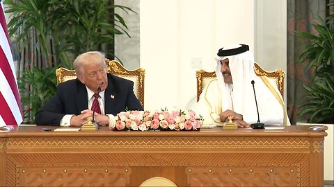 Trump signs agreements with Qatar on defense and Boeing purchases