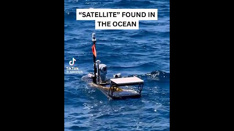 Weird Ocean-Going Apparatus