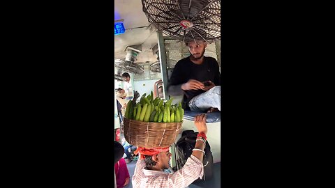 vendor gets stolen by a passenger in a train