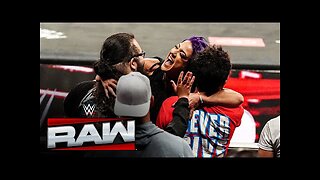 Bayley returns to save Lyra Valkyria_ Raw highlights, Sept. 15, 2025