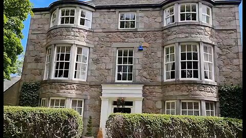 University of Aberdeen: 60 Seconds walking down High Street to MacRobert Memorial Garden - July 2025