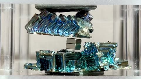 LEVITATION USING BISMUTH CRYSTALS