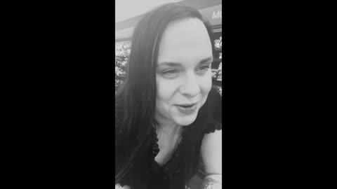 Trying to #GroceryShop while #UnbreakMyHeart by #ToniBraxton is playing