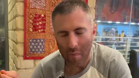 My Foreigner Friends Try Indian Food in Israel