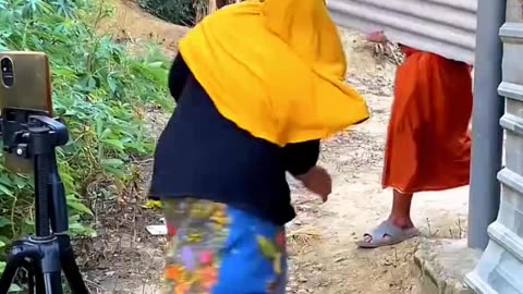 Mothers who are watching content