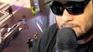 Streamer Reacts To Soldier Complaining About Her Nails