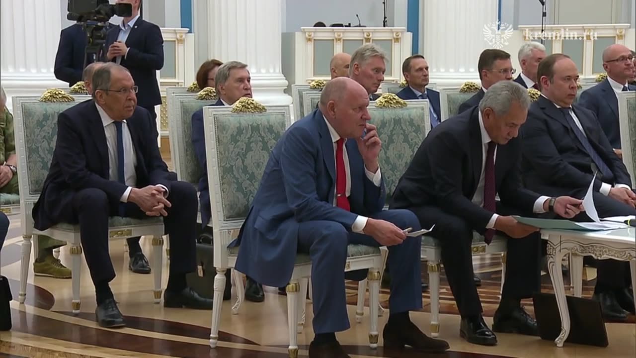 Владимир Путин провёл совещание о подготовке российско-американской встречи