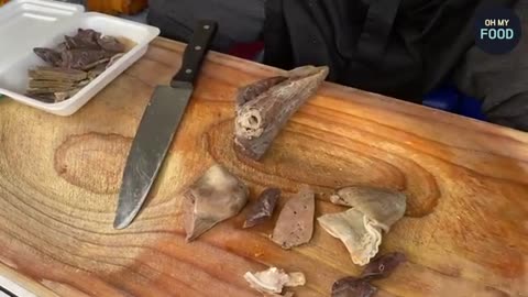 One Giant Pot Sells Out Instantly! Craziest Cauldron Sundae Truck in Korea