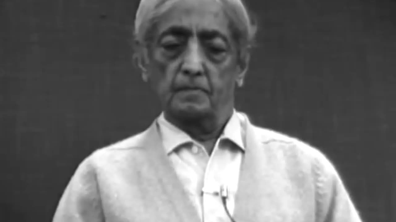 Politicians are not going to solve a thing - Krishnamurti (Dutch/NL Subs)