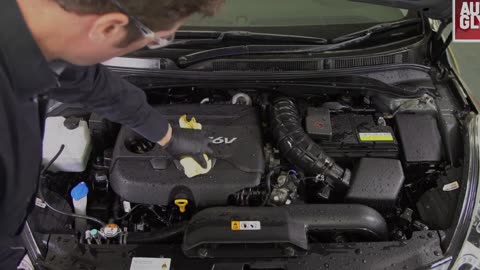 How to use water to safely clean your engine