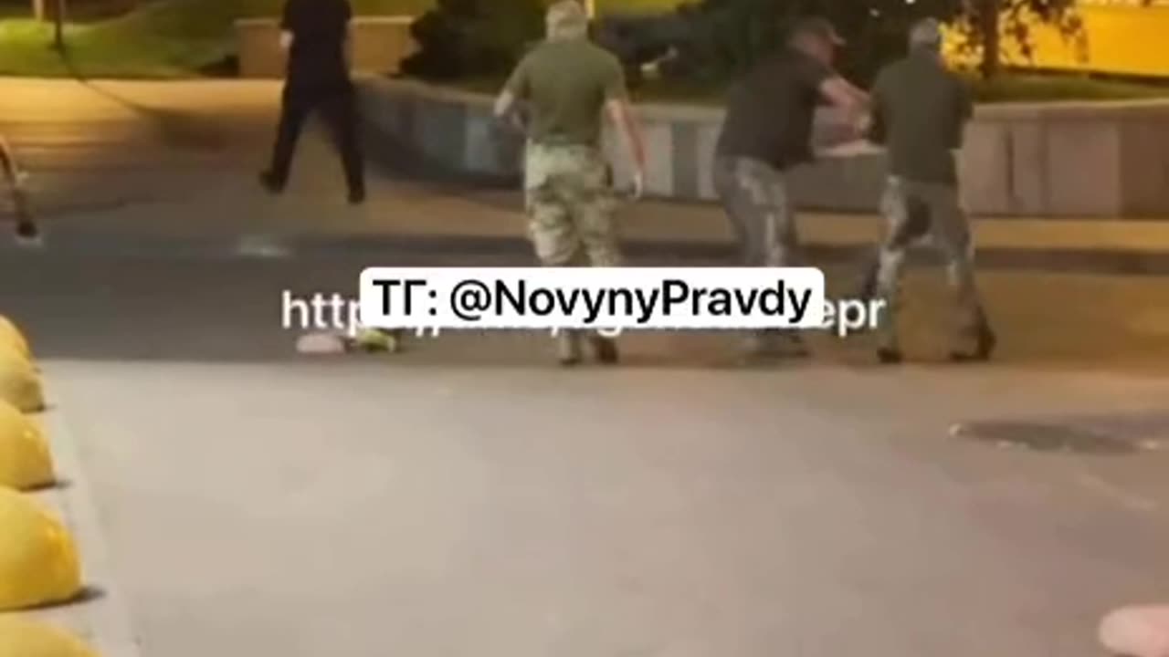 To break his resistance, they, according to eyewitnesses, hit him with a stun gun