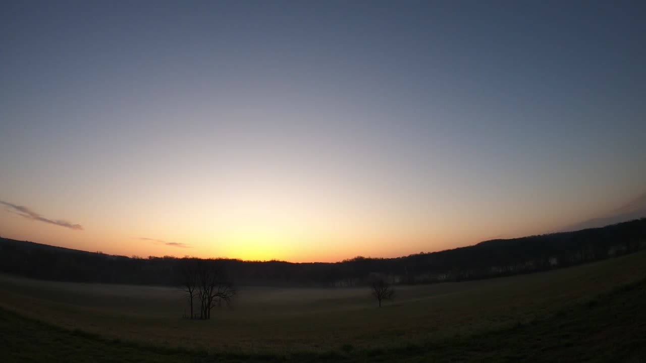 Sun ☀ Rise 4 10 25 40f/4c