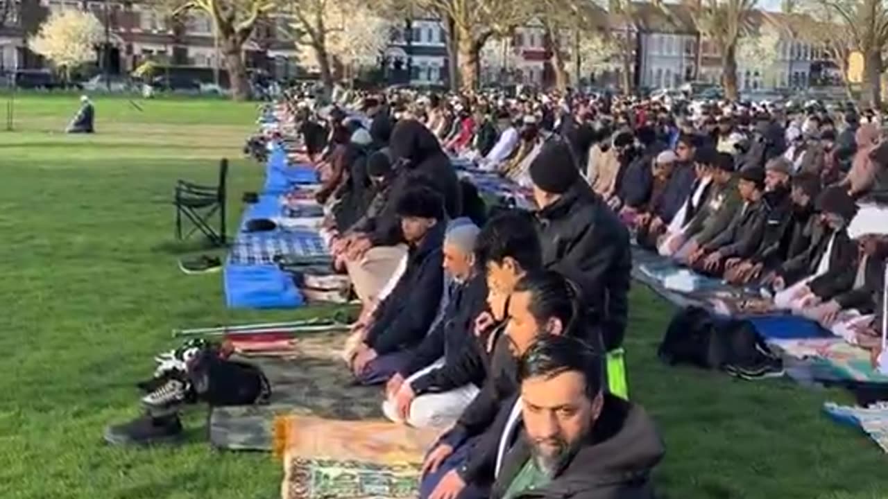 This is a children's playground in London. This is what an Islamic invasion looks like.