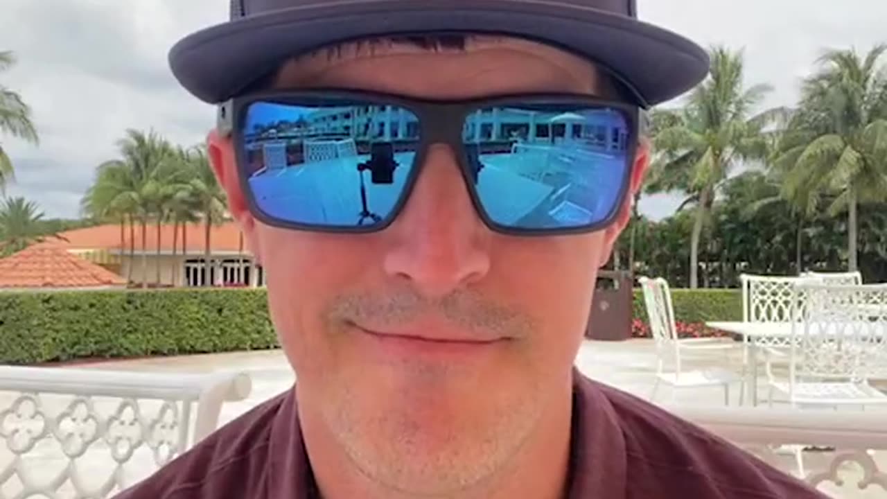 LIVE at Trump Doral by Derek Johnson / RattleTrap1776 - May 5th, 2025
