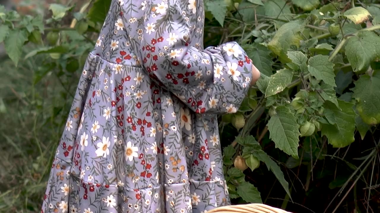 Toddler Asks “What Is Sunshine?” ☀️ | Handmade Dress + Heartfelt Moment