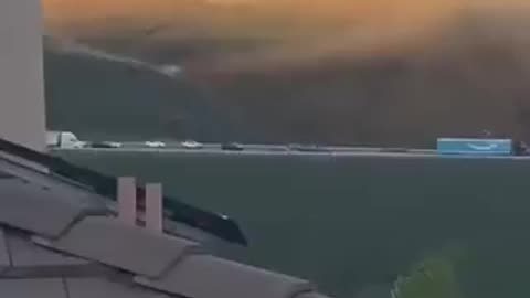 Shelter-in-place order issued amid reports of gas line explosion near 5 Freeway in Castaic, Ca