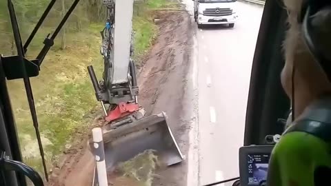 This Is What Real Skill Looks Like in Road Work!