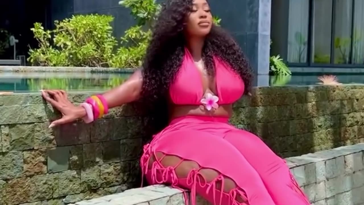 @VeeSidika