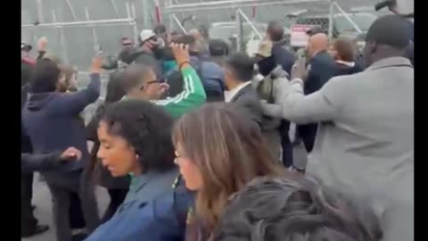 Newark Mayor Ras Baraka Arrested for trying to Break into Illegal Alien Detention ICE Facility