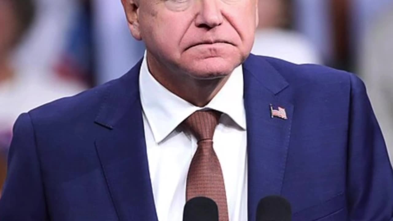 Tim Walz y sus nexos con el comunismo