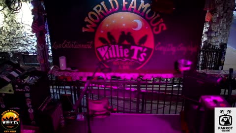 LIVE Music Everyday!