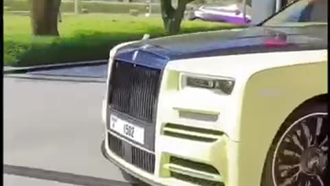Grand Entry Of Rollce Royce