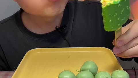 ASRM EATING TIME... #asmrvideo #foryourpage #eatingasmr #khabervideo #100kfollower