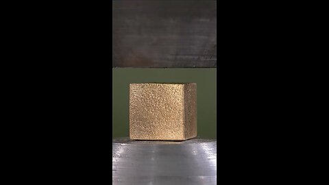Real Gold Cube vs. 150 Ton Hydraulic Press! 😱🪙💥 #hydraulicpress #gold #satisfying #metal