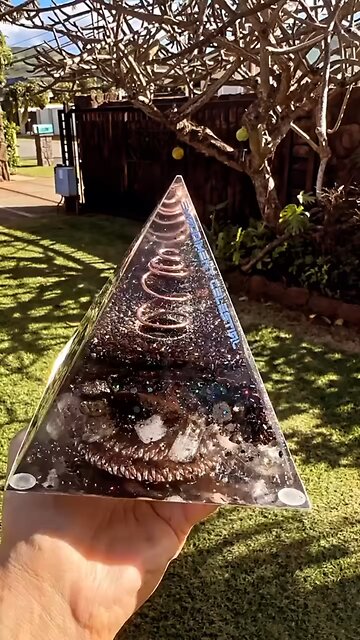 🔥 ALCHEMY ORGONITE PYRAMIDS – UNLOCK YOUR ENERGY 🔮