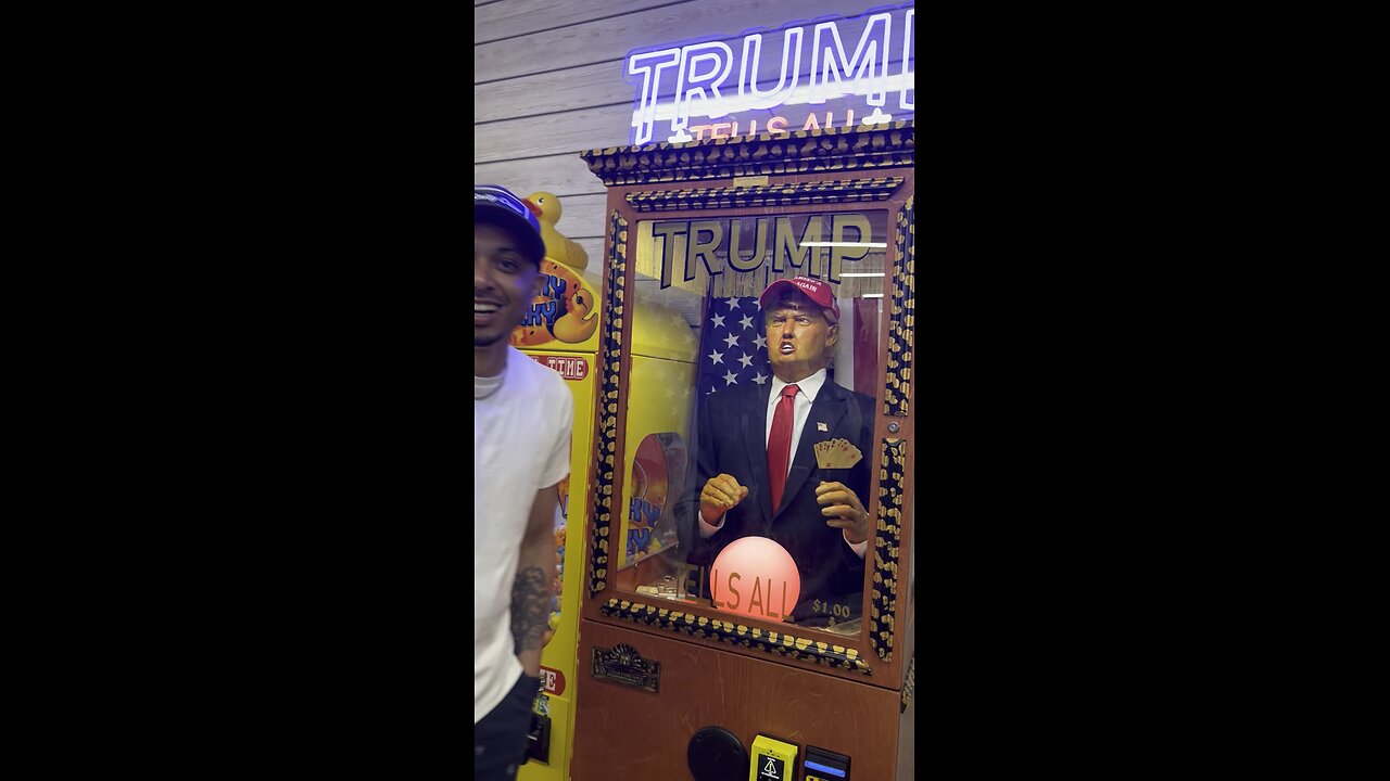 We Found Trump on Vacation 😂
