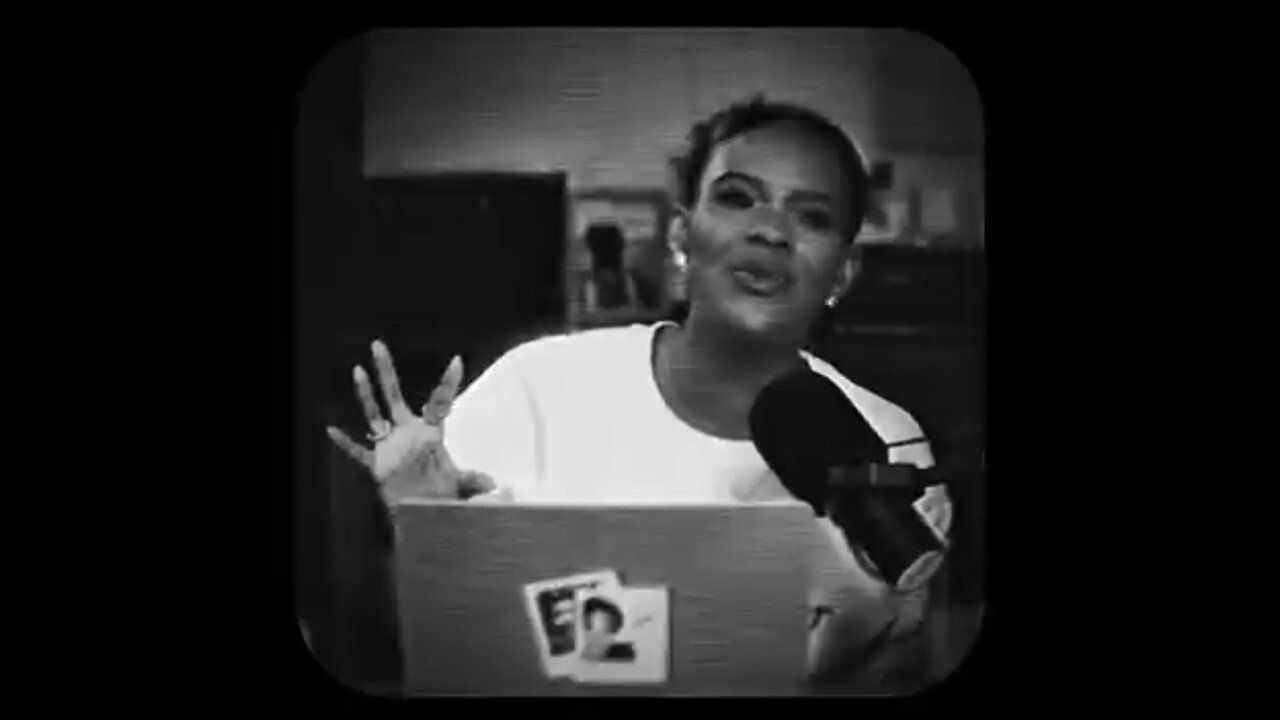 Candace ~ Short & Sweet | No more American involvement in wars that don't concern us.