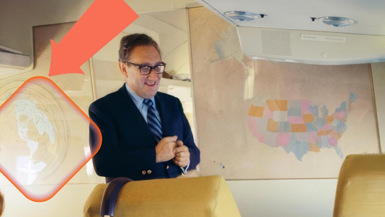 Secrets of our Realm aboard the Air Force One 🌎🗺️