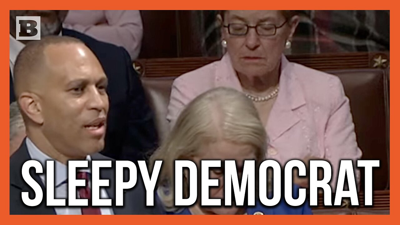 Democrat Snoozes During Hakeem Jeffries' Grandstanding