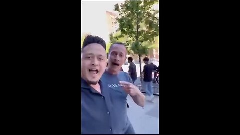 Rapper DVS 7.0 Calls out Anthony Weiner on the street