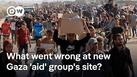 Scenes of chaos: Israeli troops fire shots as crowd scrambles for food at new Gaza aid hub | DW News